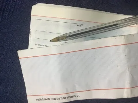 Come fare per incassare un assegno circolare scaduto?